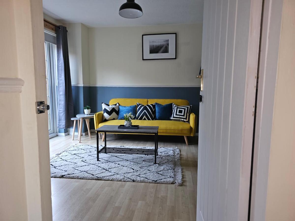 Home In Beckton. Docklands. London City Airport. Exteriör bild